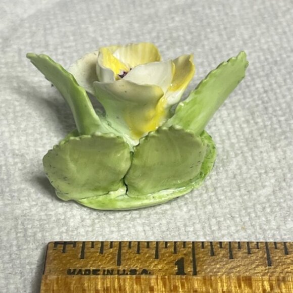 VTG ONE Adderley Floral Bone China Place-Name Card Holder Yellow England 1.5" - Picture 13 of 14